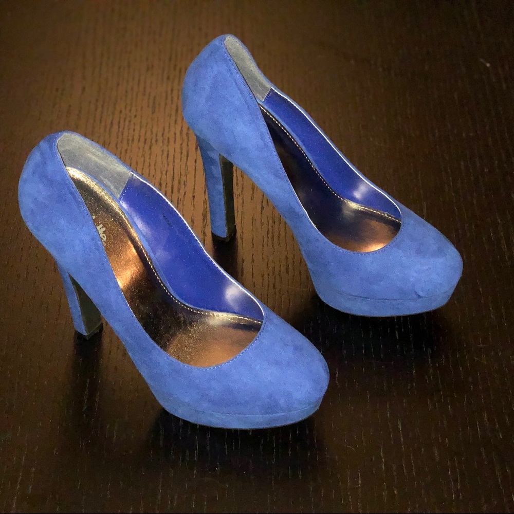 Women's Charlotte Russe Cobalt Blue Ashley Pumps - Picture 1 of 1